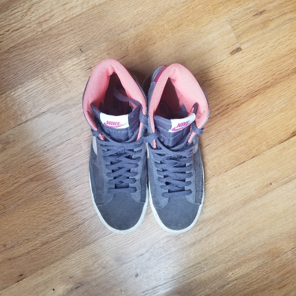 Vintage 2013 Suede Nike Mid Blazer Hi Tops - Picture 8 of 9
